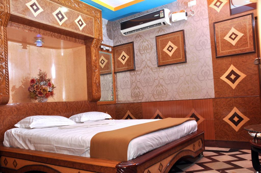 Hotel Shri Swarna'S Palace - A Business Class Hotel Tiruchirappalli Zewnętrze zdjęcie